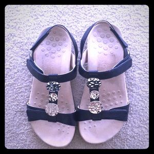 Vionic Farra Sandals